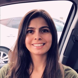 Meet your Posher, Milana